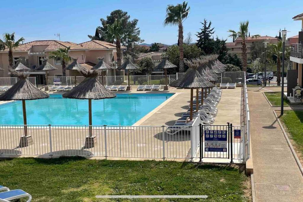 Studio Cosy Residence Odalys 3 Etoiles La Londe-les-Maures Eksteriør billede